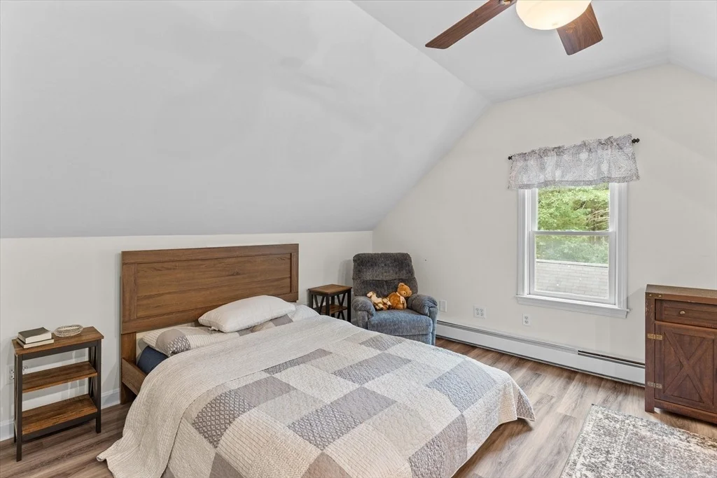 Photo of 12 Easter Brook Rd
