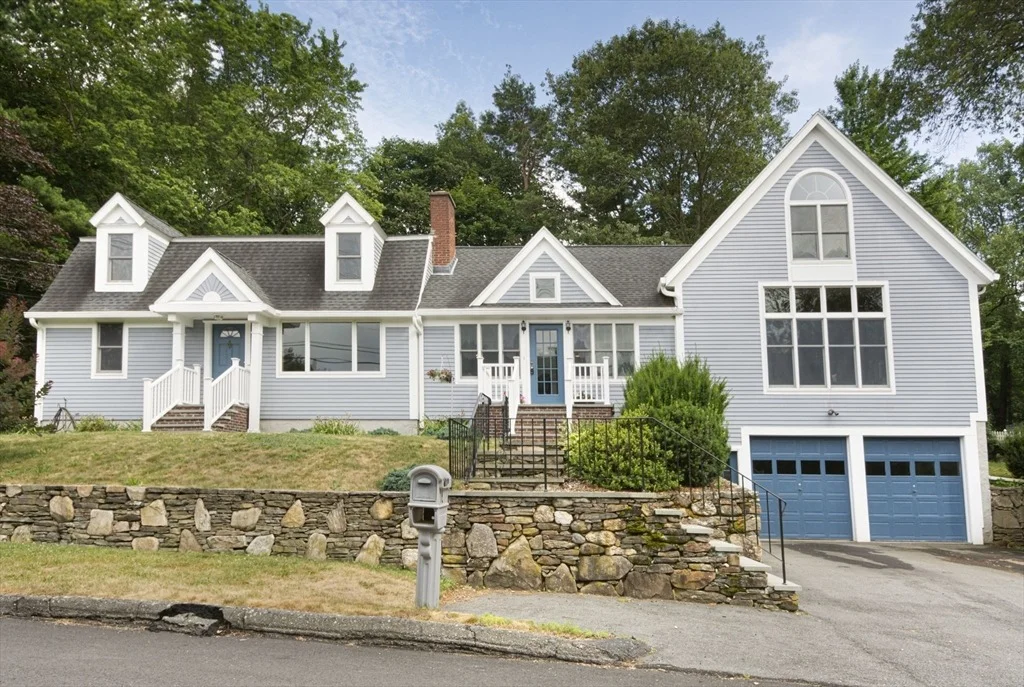 Photo of 18 Crestview Dr