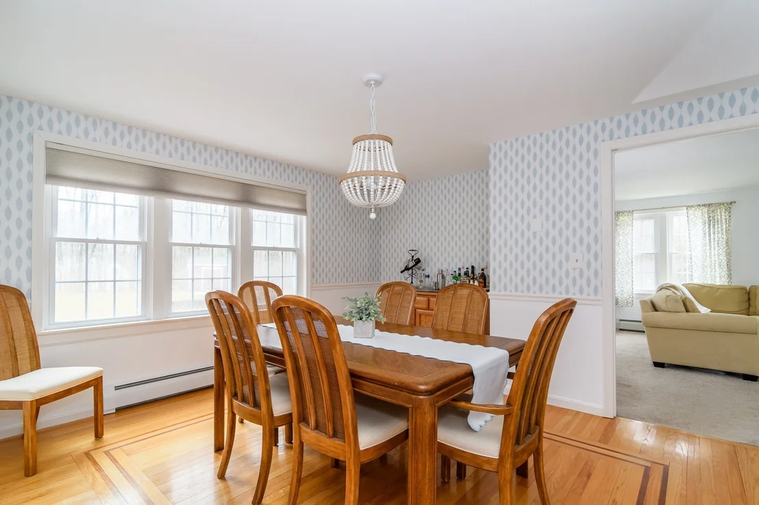 Photo of 2 Sawmill Cir