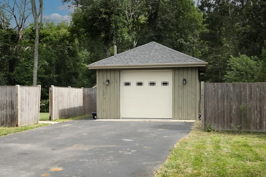Photo of 15 Slab Bridge Rd