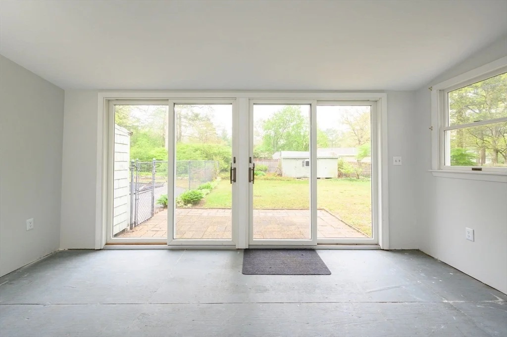 Photo of 101 Brook Bend Rd