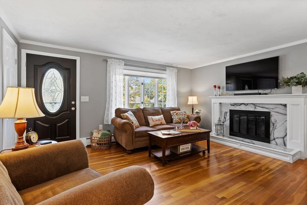 Photo of 6 Belmont Dr