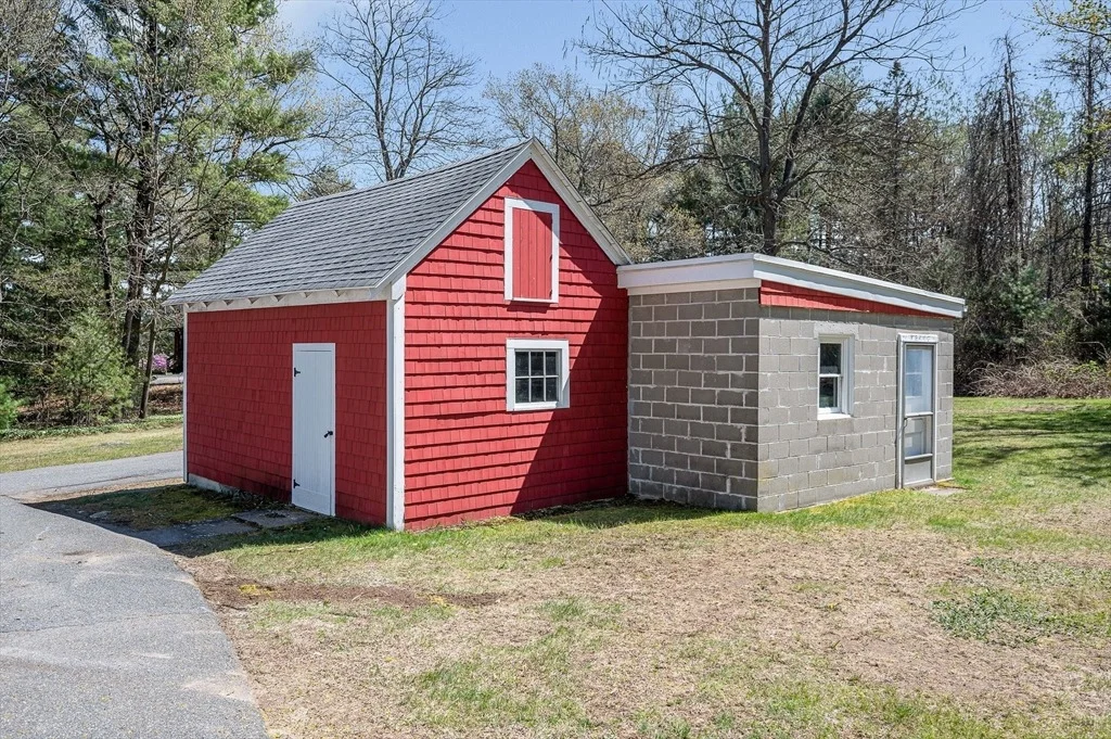 Photo of 301 Primrose Hill Rd