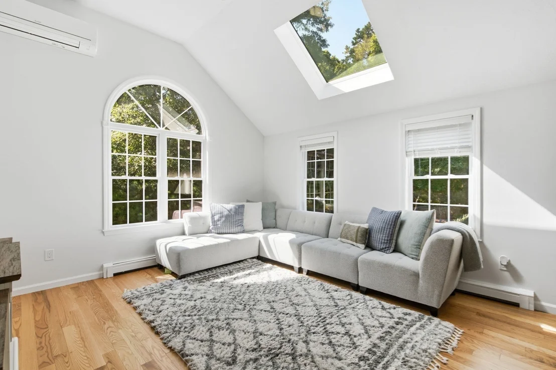 Photo of 1 Fellowship Cir