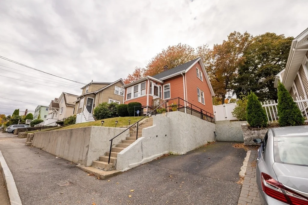 Photo of 312 Shaw St