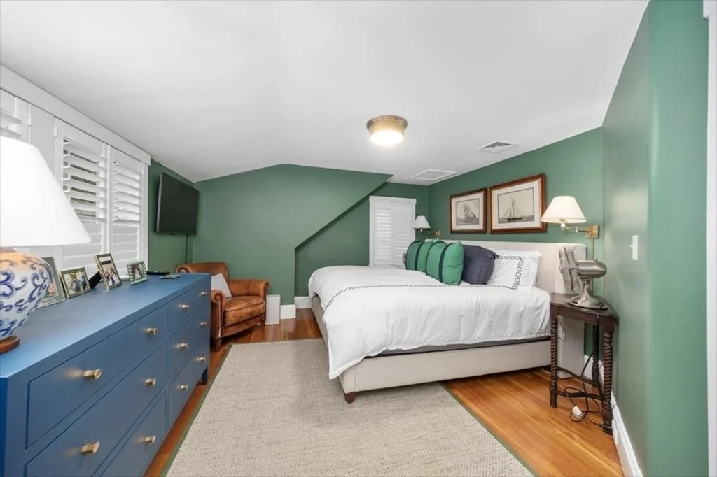 Photo of 36 Burr Road