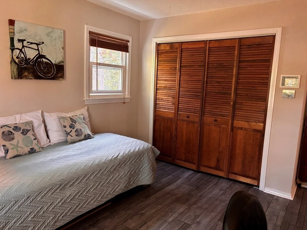 Photo of 112 Clay Pond Rd