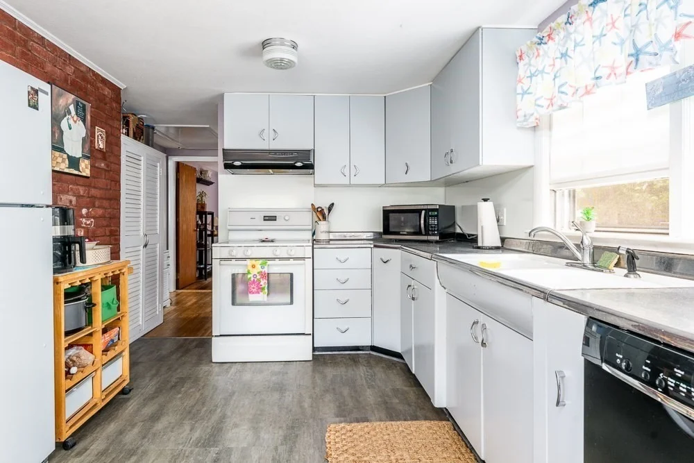 Photo of 139 Clearwater Dr