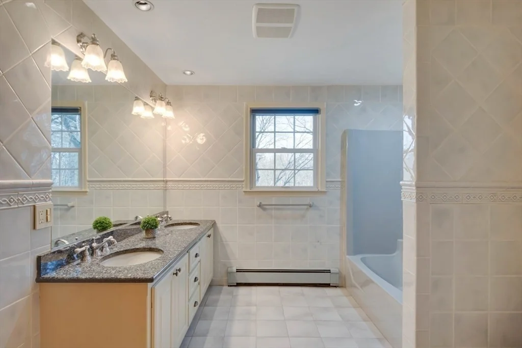 Photo of 360 Forest St