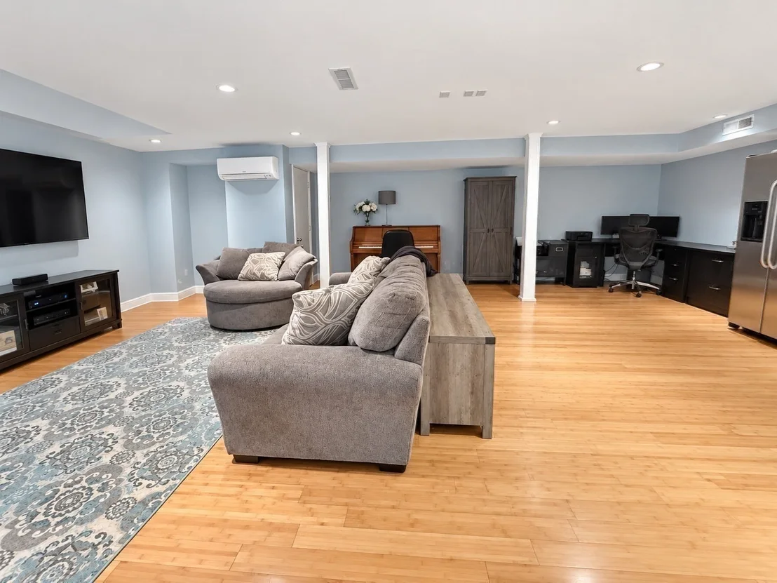 Photo of 84 Spring St