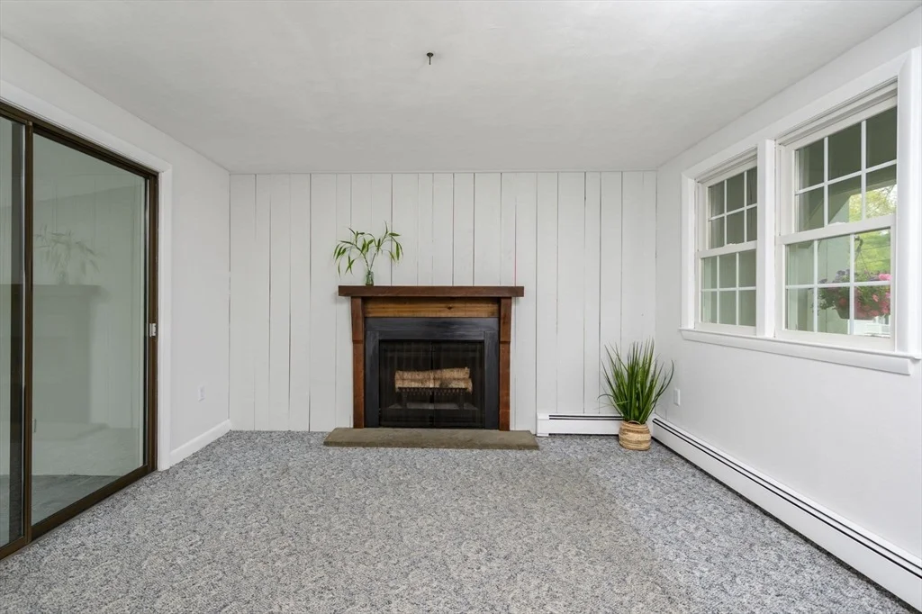 Photo of 101 Brook Bend Rd
