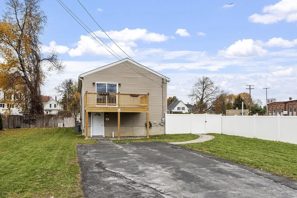 Photo of 1 Grady St