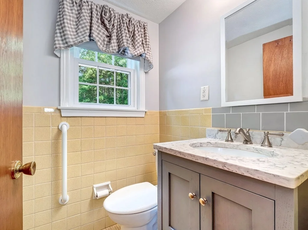 Photo of 485 Oak Street