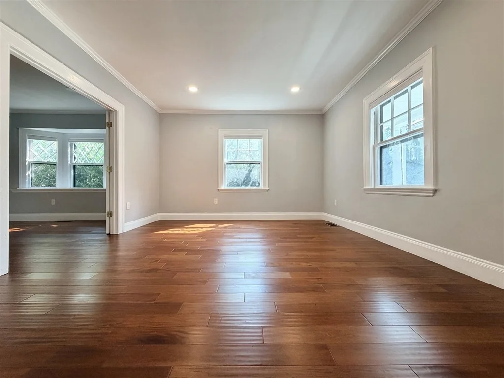 Photo of 21 Maple Street