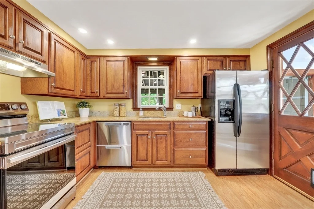 Photo of 7 Pine Hill Rd