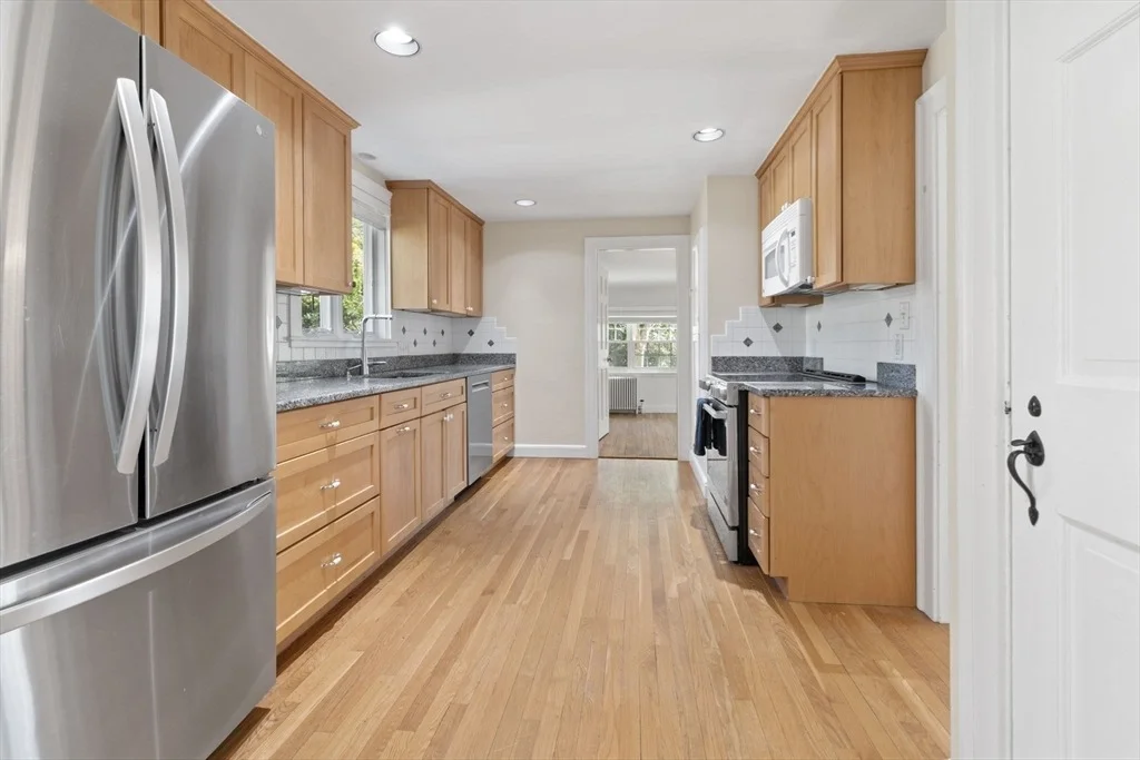 Photo of 64 Gayland Rd