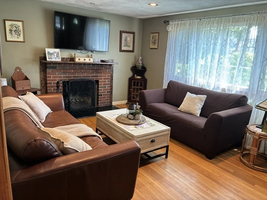 Photo of 23 Wellington Drive