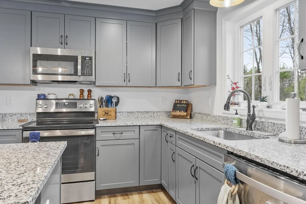 Photo of 40 Doyle Ave