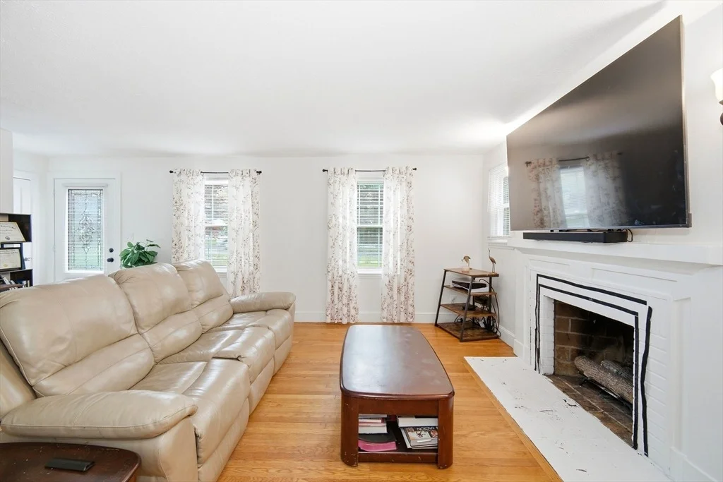 Photo of 616 Cooley St