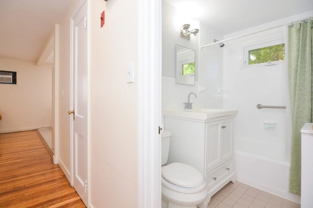 Photo of 7 Holland Rd
