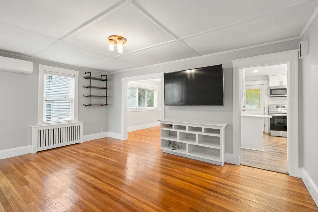 Photo of 63 Willow Ave