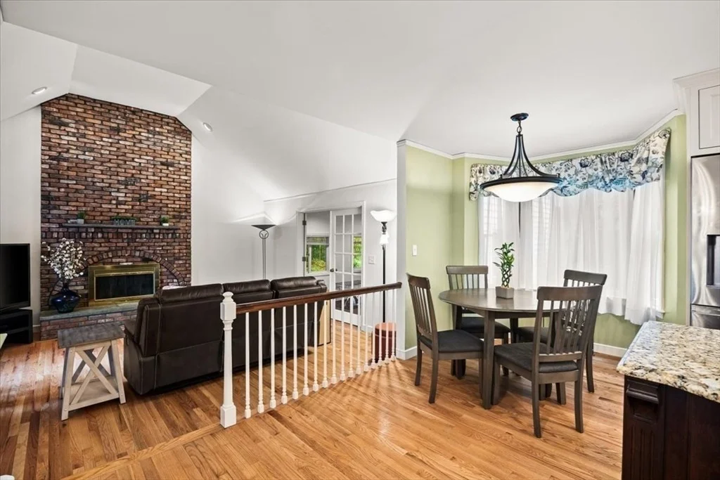 Photo of 25 Arbor Way