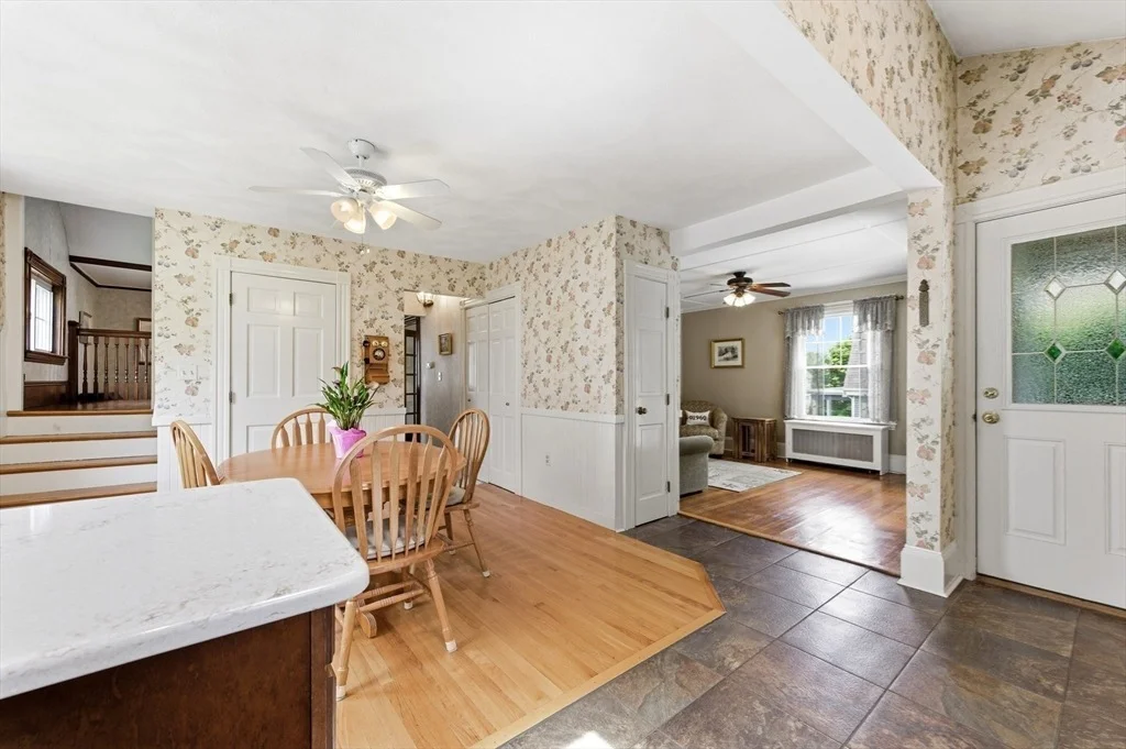 Photo of 6 Buttonwood Lane
