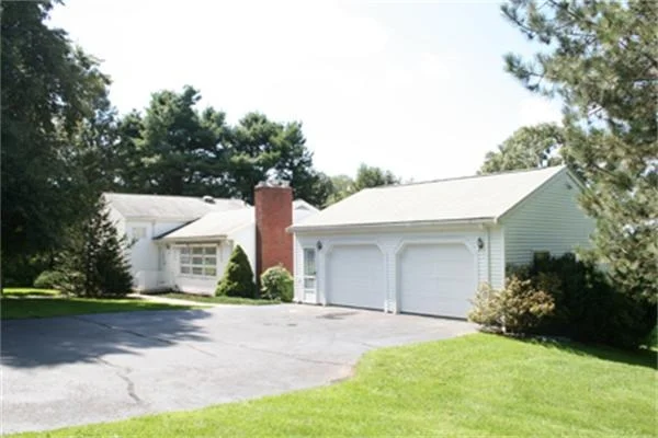 Photo of 165 Walnut Street