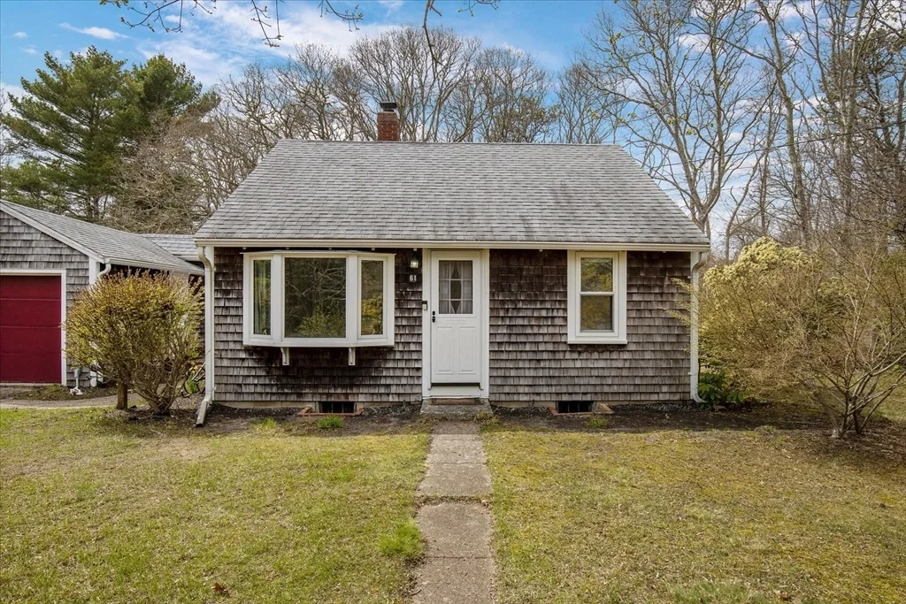 Photo of 61 Old Phinneys Ln