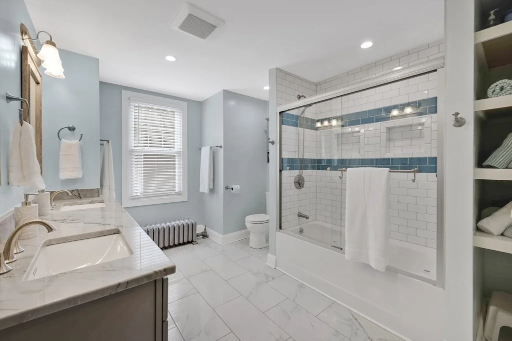 Photo of 36 Spruceland Ave