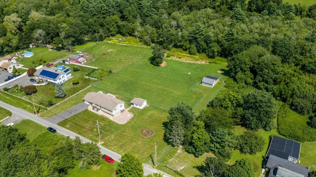 Photo of 38 Cushing Ln