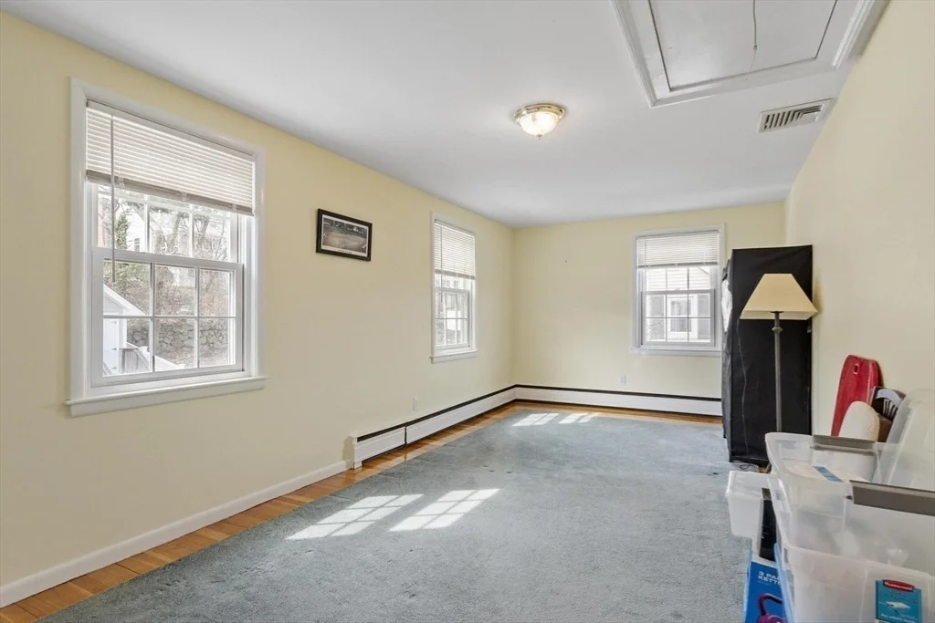 Photo of 34 Robinhood Road