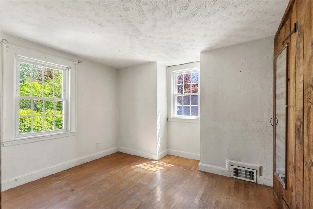 Photo of 5 Coolidge Road