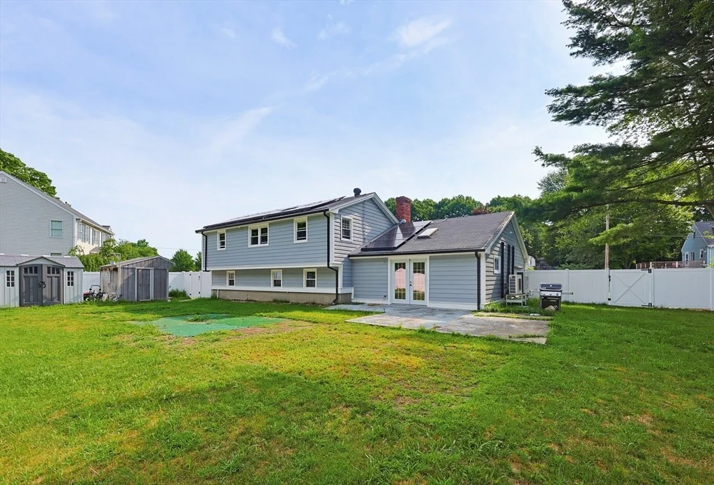 Photo of 14 Lewis Rd