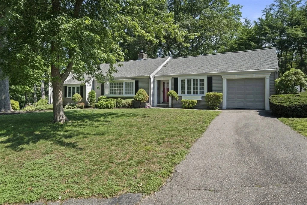 Photo of 49 Windemere Circle