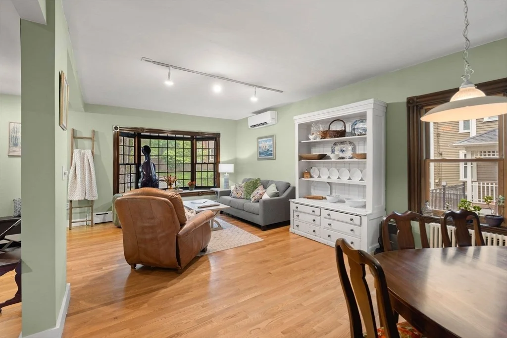 Photo of 67 Maple St