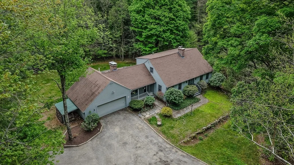 Photo of 591 Kennedy Road