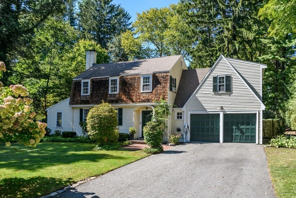 Photo of 54 Colburn Rd