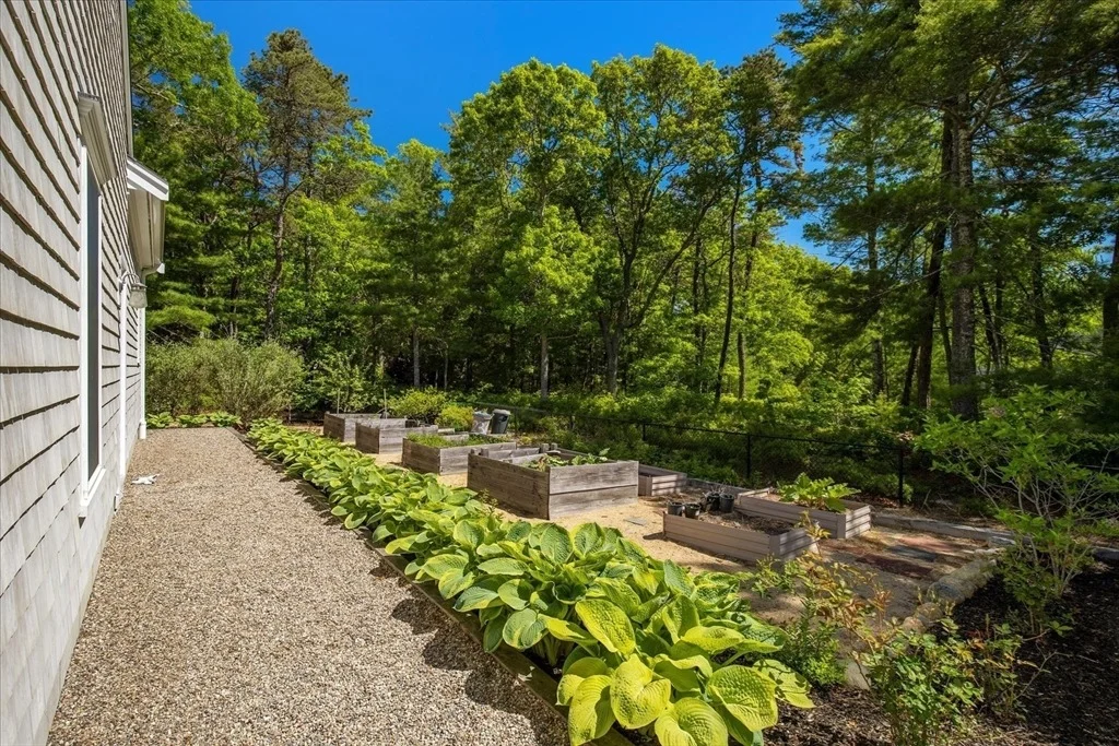 Photo of 236 Pine Ridge Road