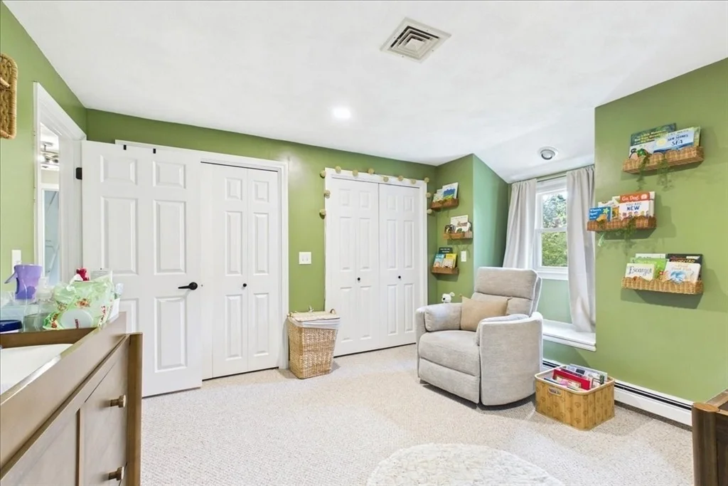 Photo of 77 Briar Rd