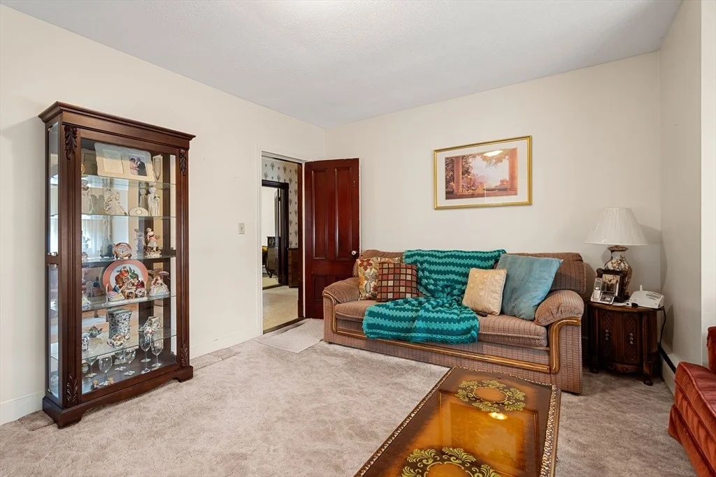 Photo of 1 Alpine Ct