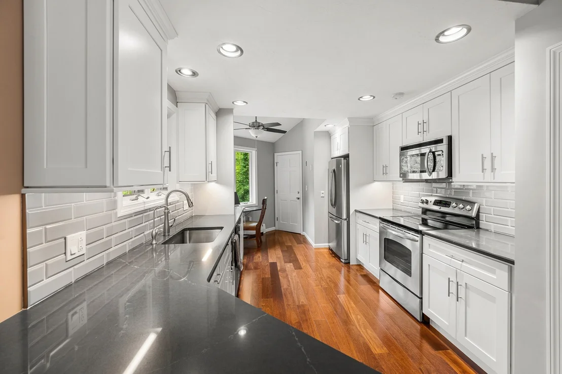 Photo of 144 Baldwin St