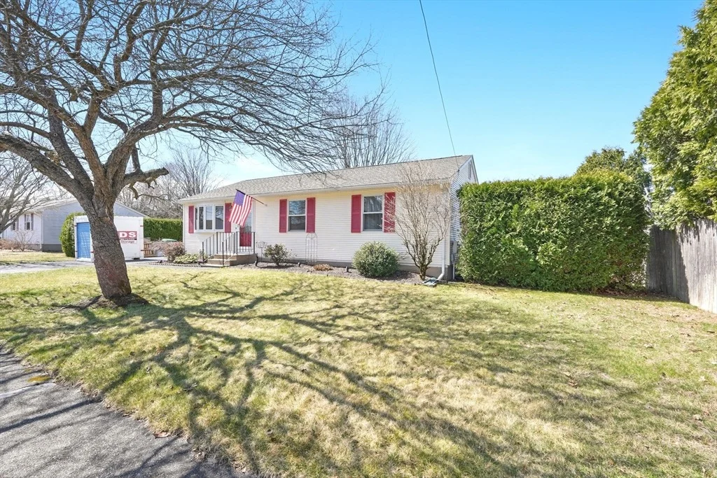 Photo of 319 Casey Dr