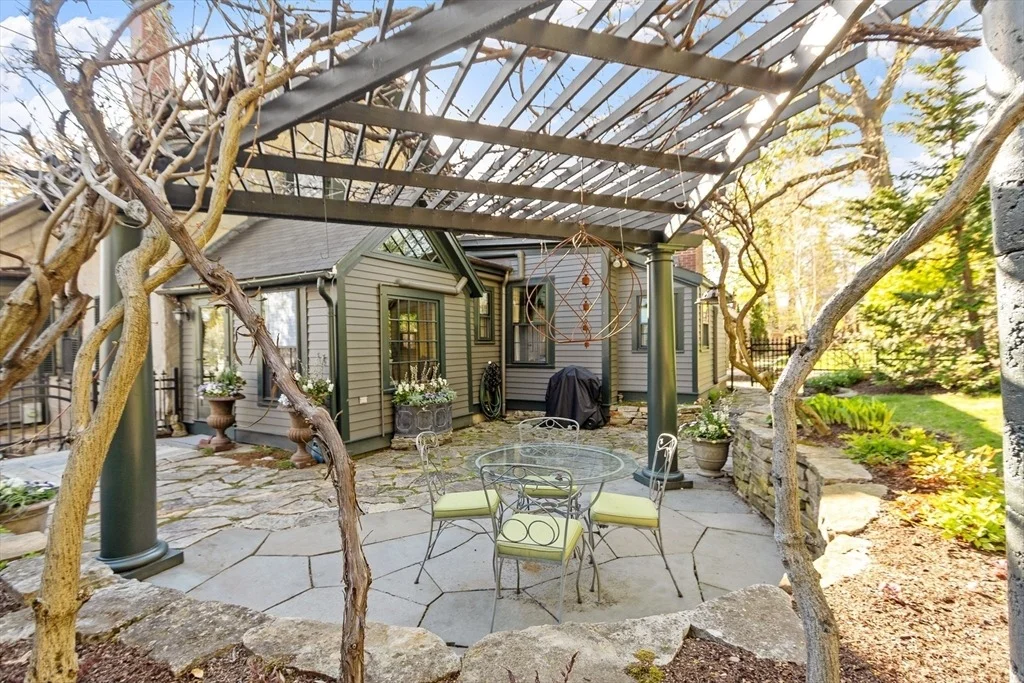 Photo of 23 Lexington Road