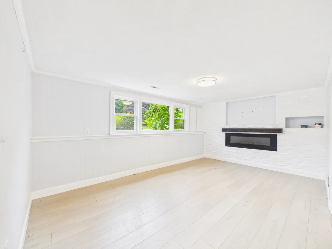 Photo of 15 Sunset Dr