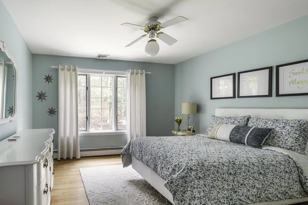 Photo of 38 Trowbridge Cir