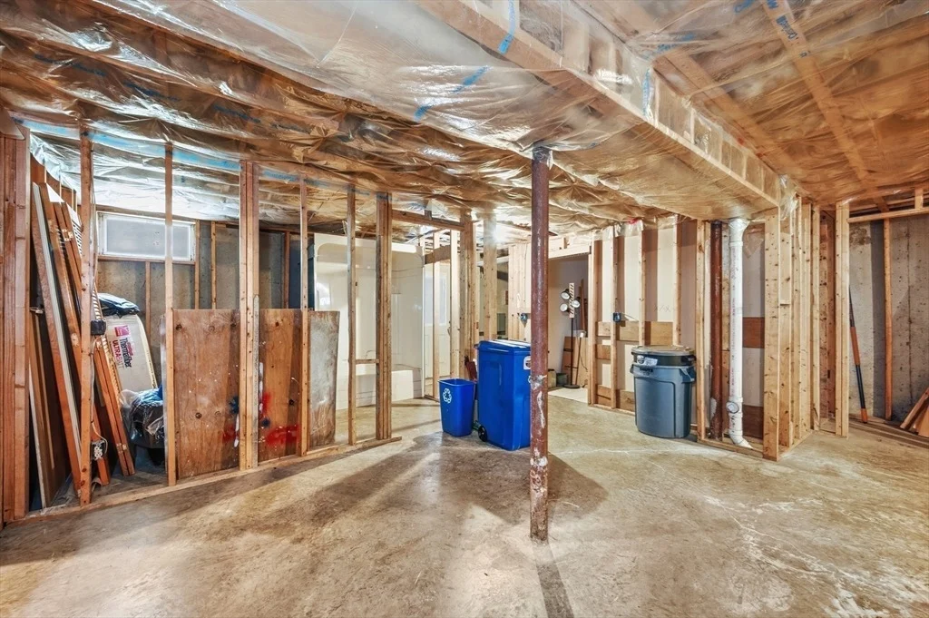 Photo of 12 Parkway Dr