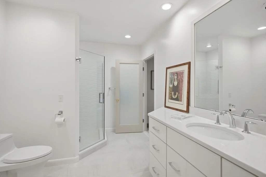 Photo of 182 Crestview Cir