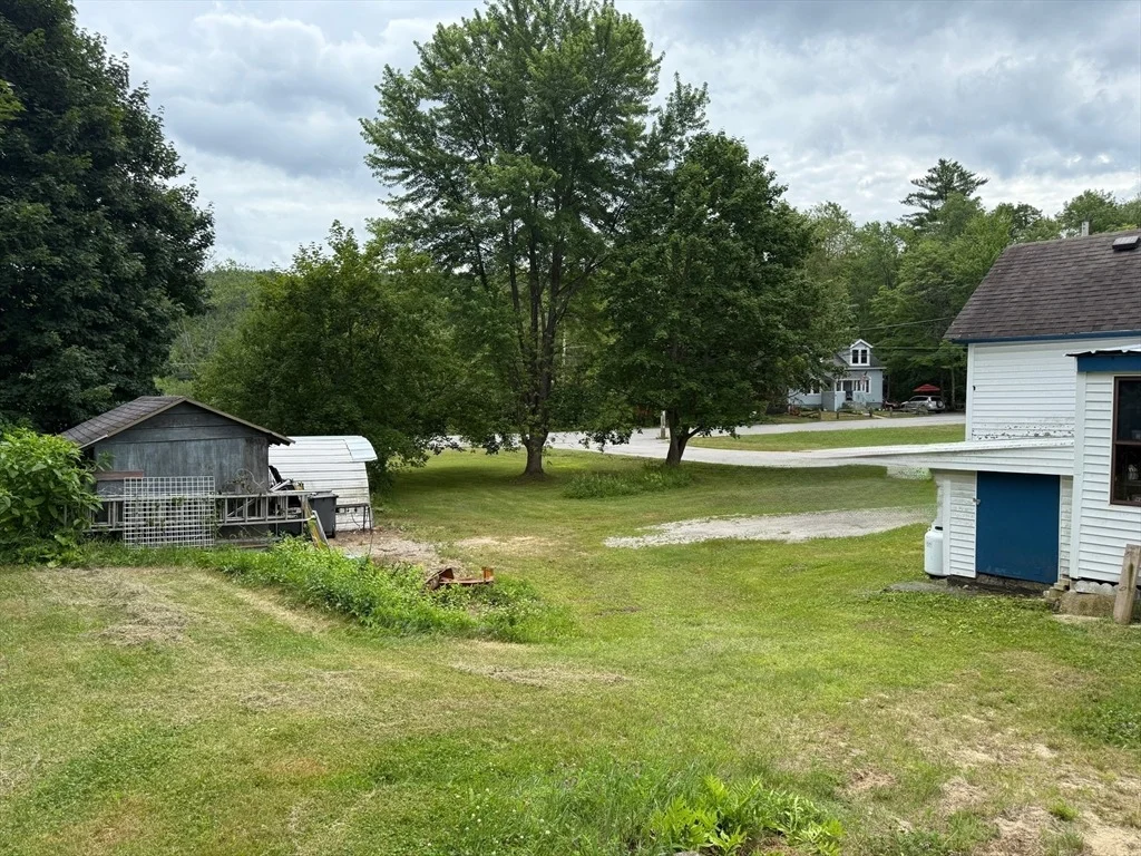 Photo of 27 Warwick Ave