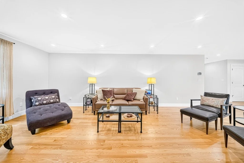 Photo of 2 Sequoia Street